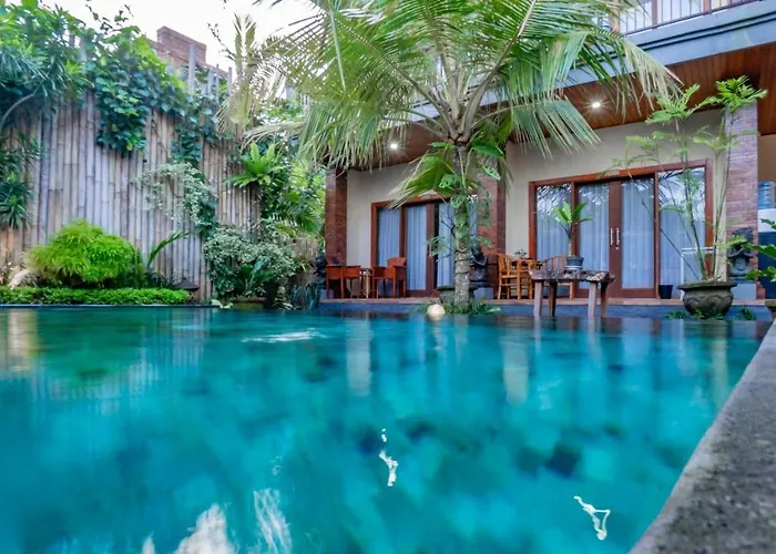 Saka House 3*