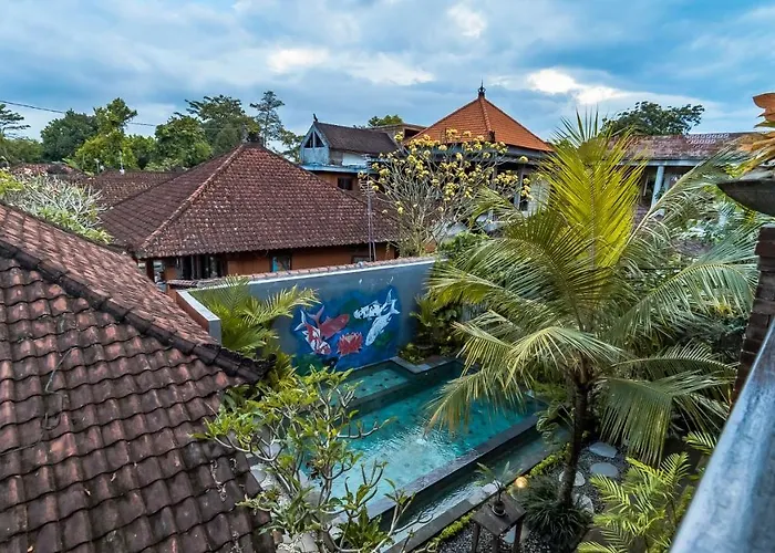 Pensión Saka House 3*