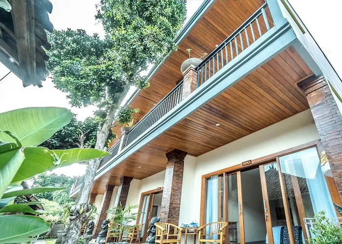Saka House 3*